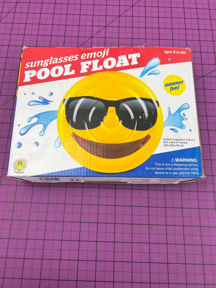FUN IDEAS Sunglasses Emoji Jumbo Pool Float Ages 8+80