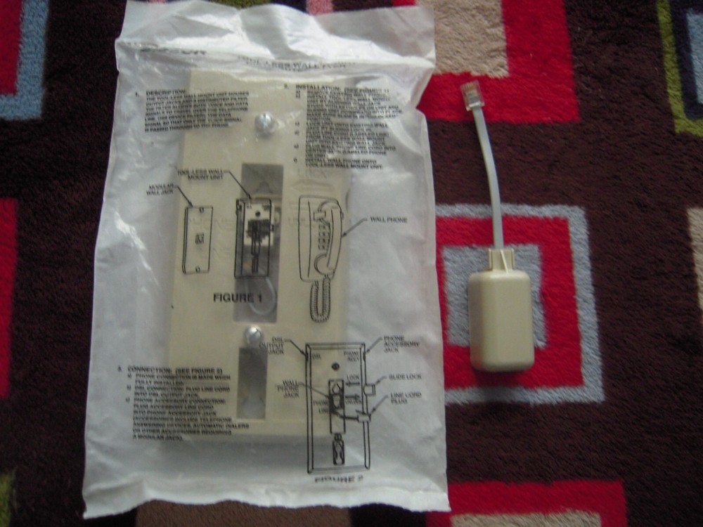 NOS SIECOR SPS-TW0-SG2 TOOL-LESS WALL MOUNT PLATE W MICRO DSL FILTER