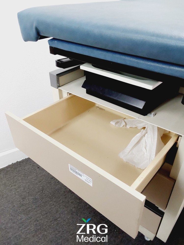 Enochs Medline Exam Table