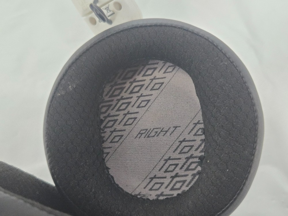 Audio-Technica High-Fidelity Closed-Back Wired Gaming Headset - Missing Cables