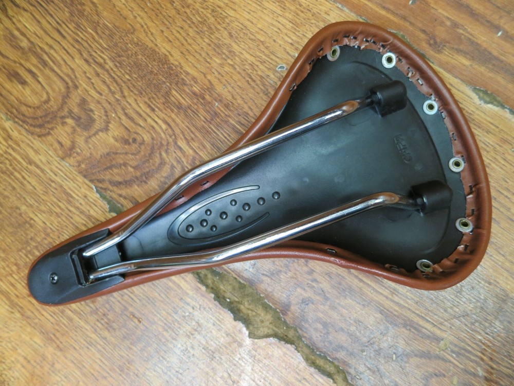 CHIFA LIGHT BROWN BRASS RIVETED SADDLE
