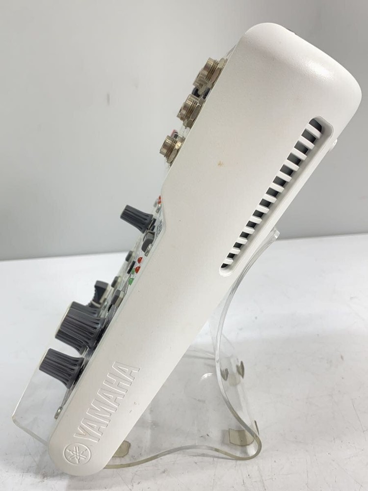 YAMAHA AG03 MIXER Used