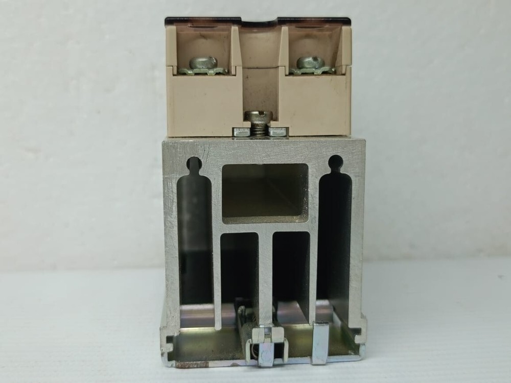 OMRON G3NA-210B SOLID STATE RELAY