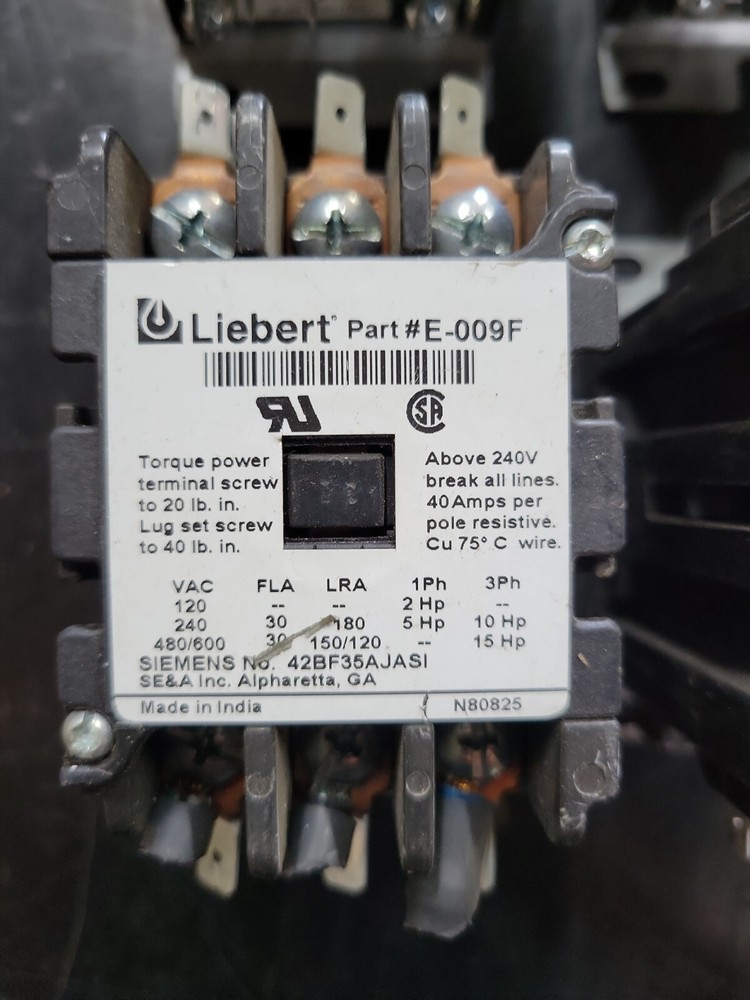(1) Liebert E-009F 240V 40 AMP Contactor KMGM