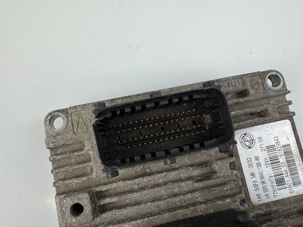Fiat 500 2007 Engine Control Unit Module 51829843 77KHFHT9