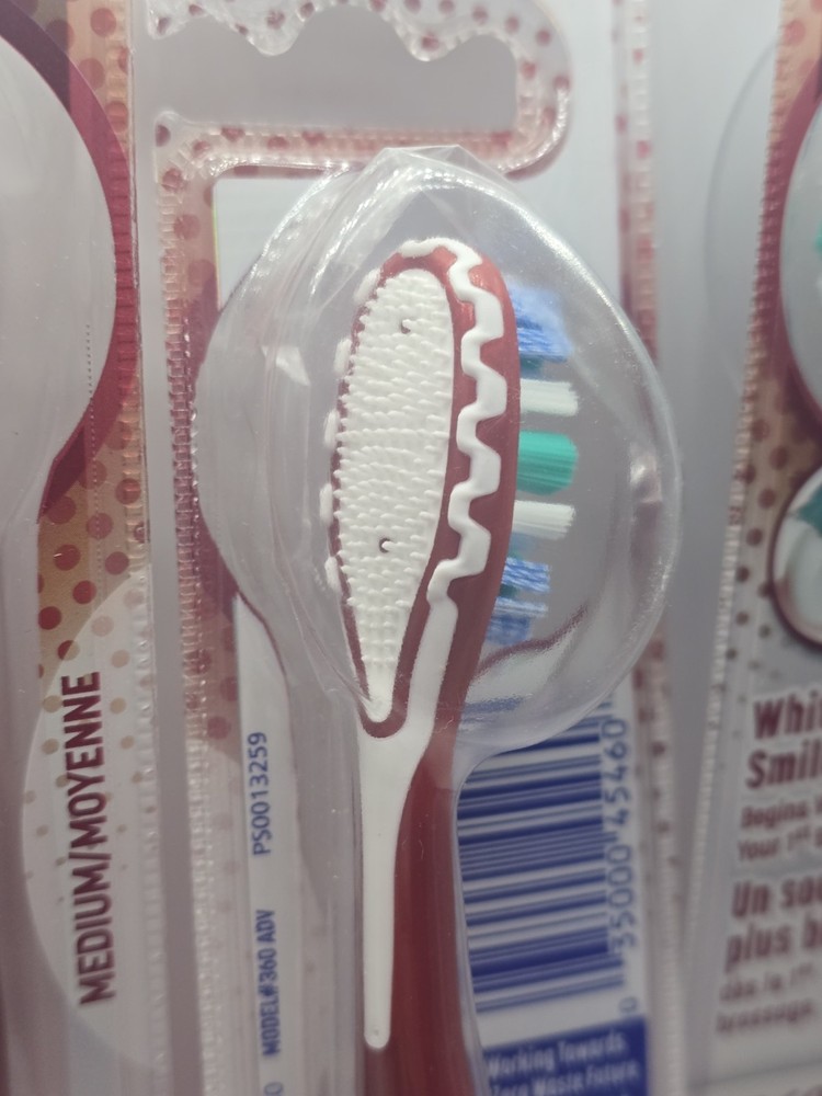 8 PACK - Colgate 360 Advanced OPTIC WHITE Medium Toothbrushes, Assorted Colors