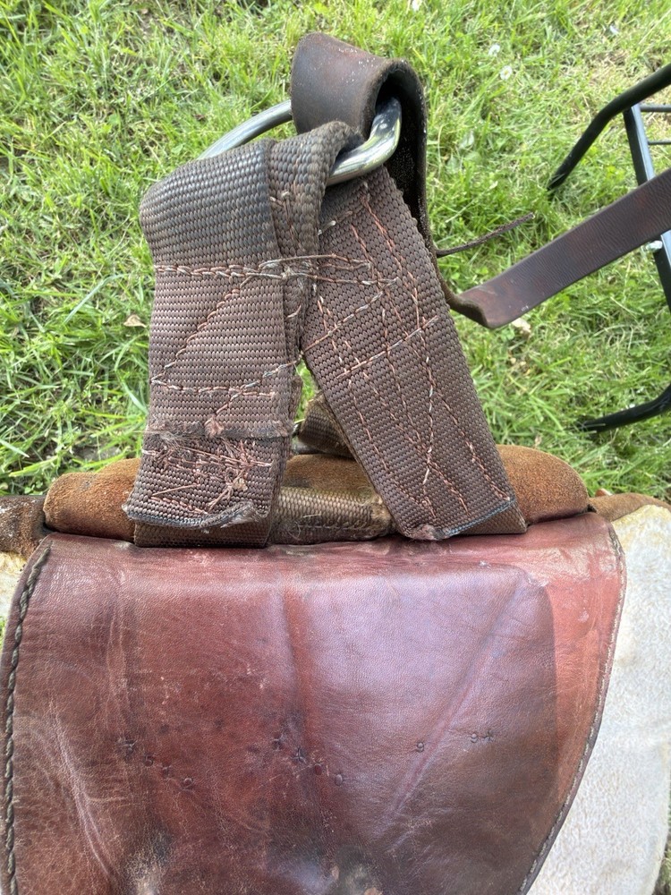 Bob Marshall Treeless Saddle 15 Inch Good Condition