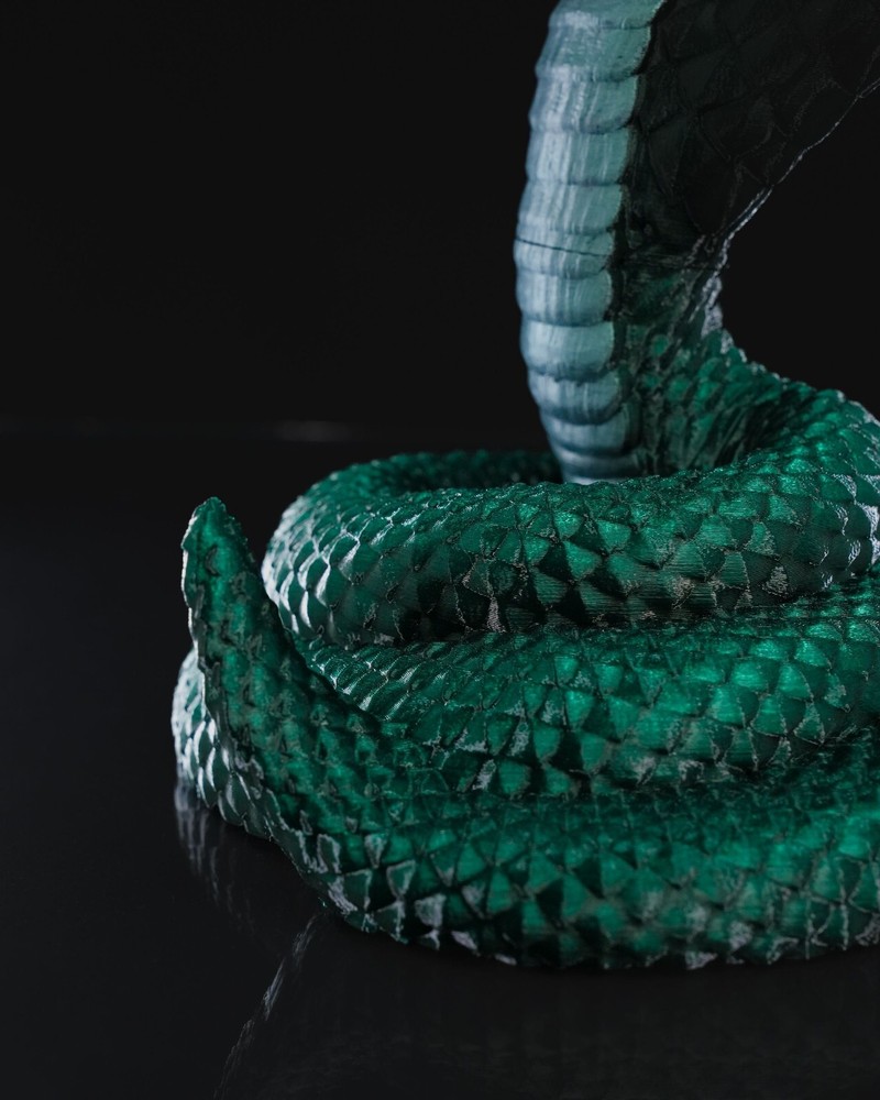 King Cobra Headphone Holder