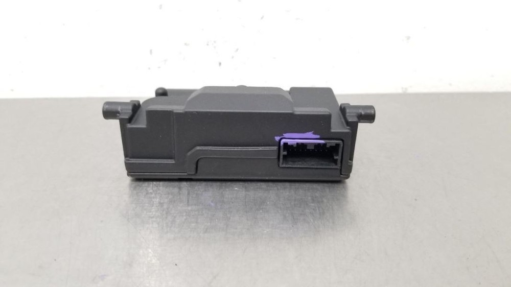 21 FORD BRONCO FRONT VIEW WINDSHIELD MOUNTED CAMERA M2DT19H406CF