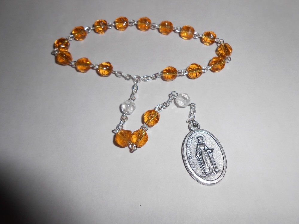 Saint Dymphna Chaplet (6 mm faceted glass beads)
