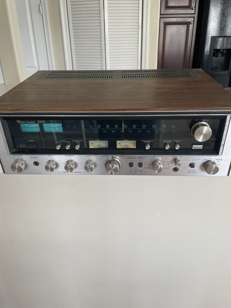 sansui 7070 stereo receiver Super Clean