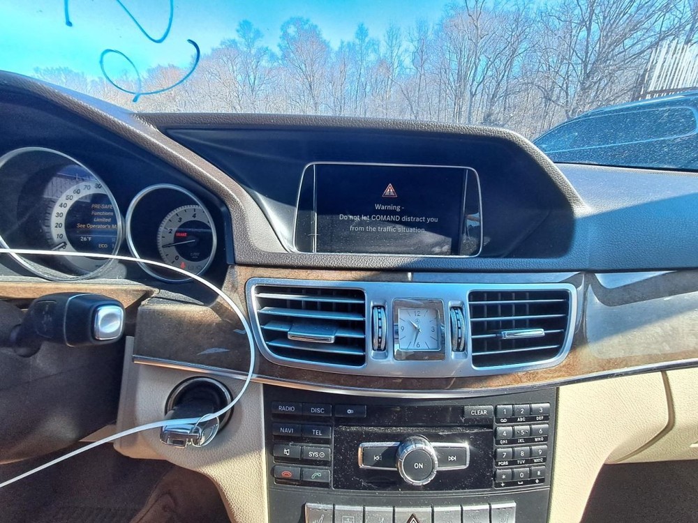 2014 Mercedes E-Class E300D Screen Only - Used, Reprogram Required, 97000 Mi