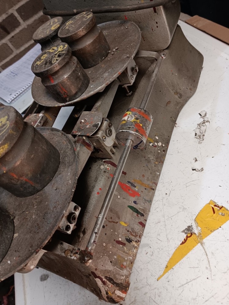 Exact Weight Shado-graph Type 4136 Scale and Weights 5 Kilo