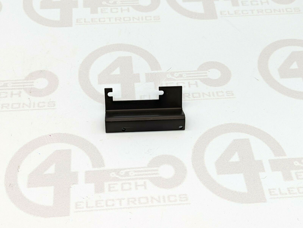 Universal Instruments Plate Connector 46208602