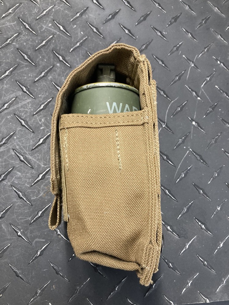 Multi-Frag pouch Coyote USMC