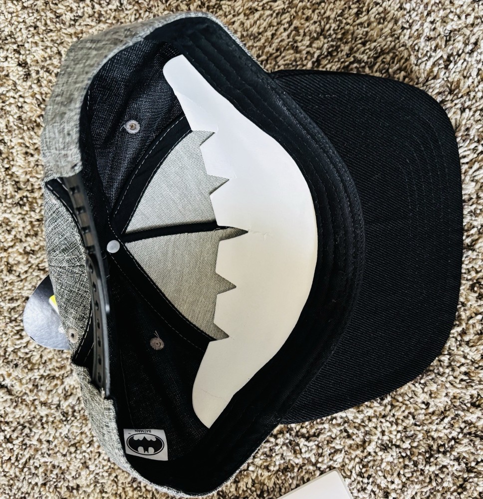 Men’s Batman Logo Cap