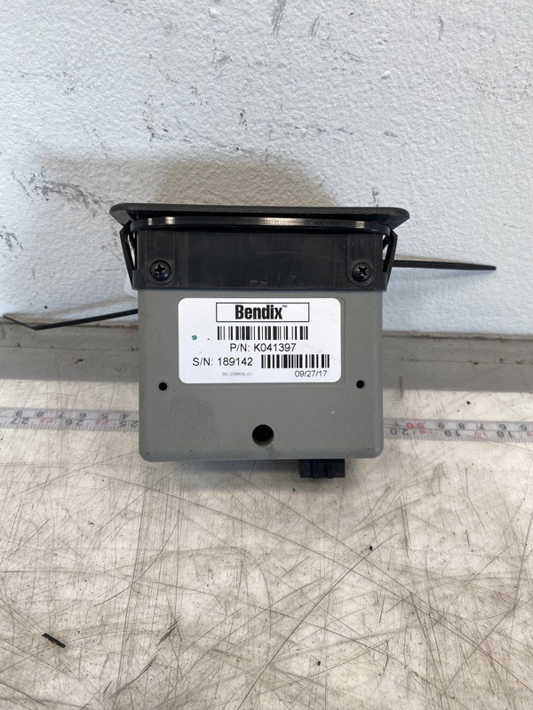2018 Bendix Collision Avoidance System K041397 (356-10405)