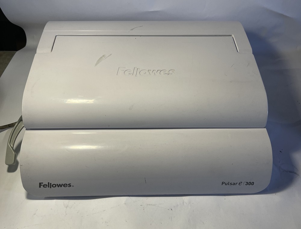 Fellowes PULSAR-E 300 Electric Binding Machine CRC52167