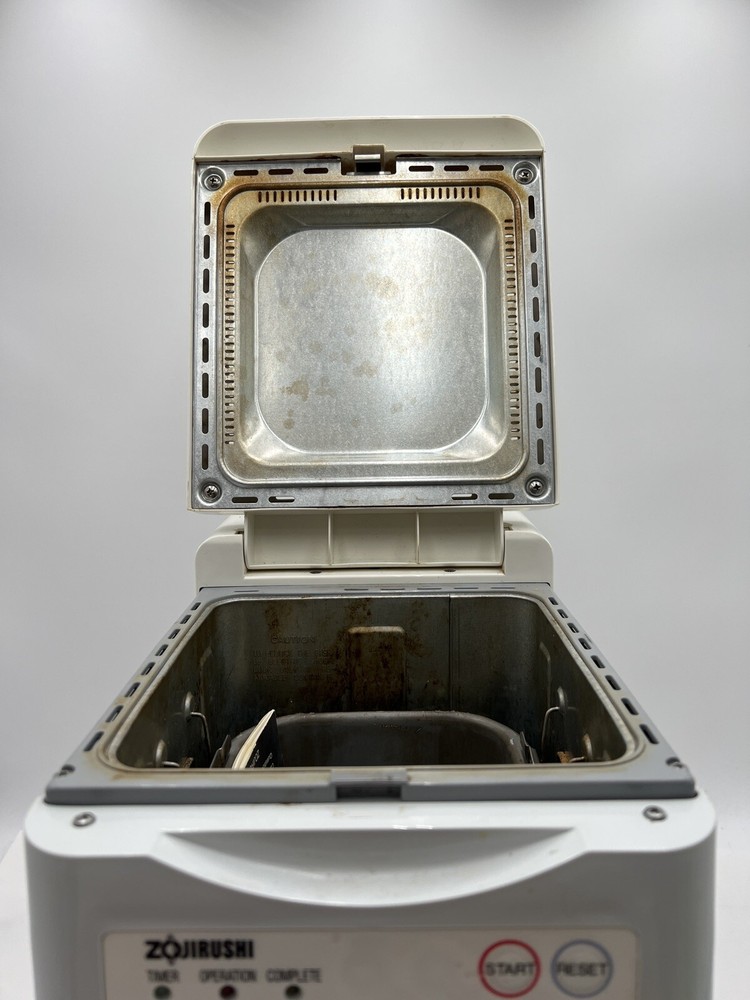 Zojirushi Bread Maker BBCC-N15 WORKING