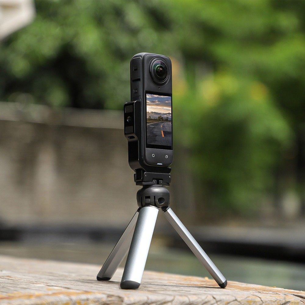 Horizontal Vertical Mount Bracket+Magnetic Base Shooting Adapter For Insta360 X4