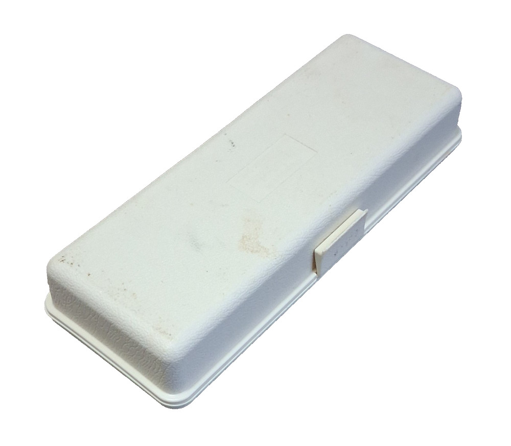 1994 Mannatech Inc VitaMinder Plastic 7 Day Divided Case