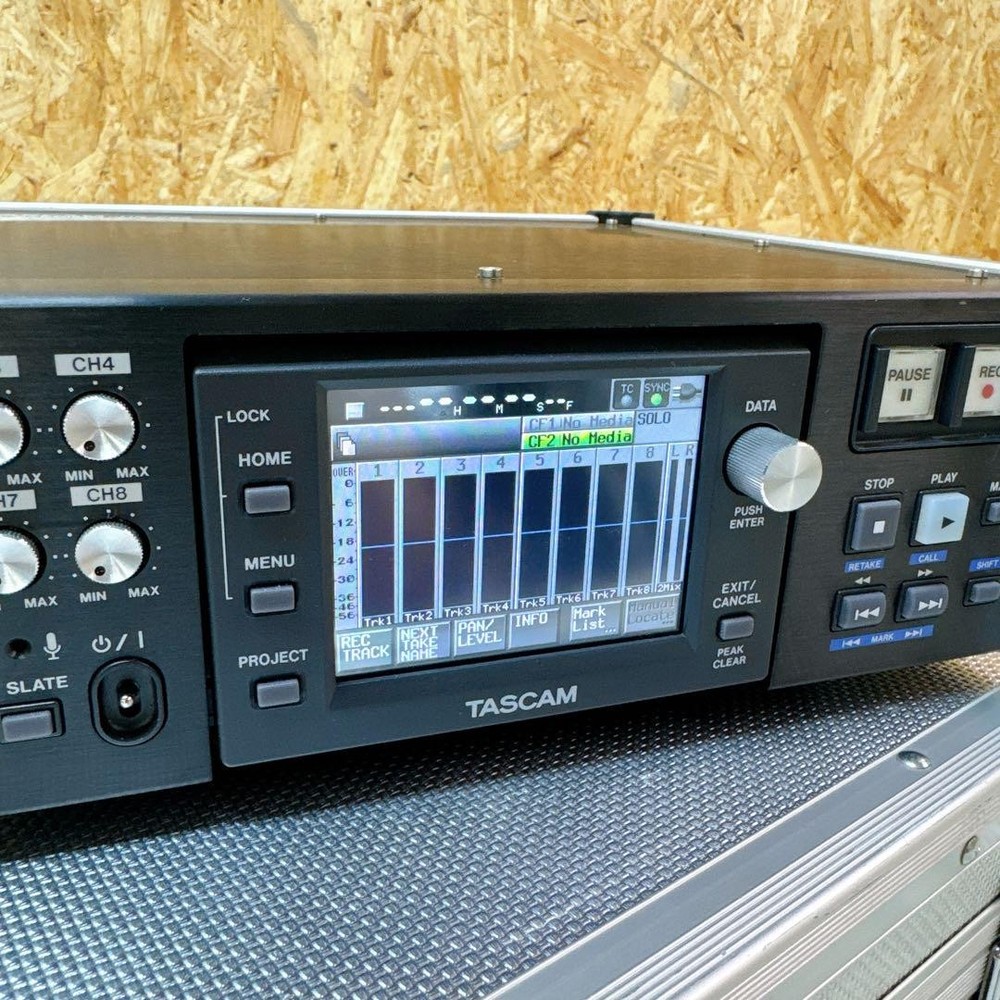 SET TASCAM HS-P82 Portable Multi-Track Field Recorder All Function Tested