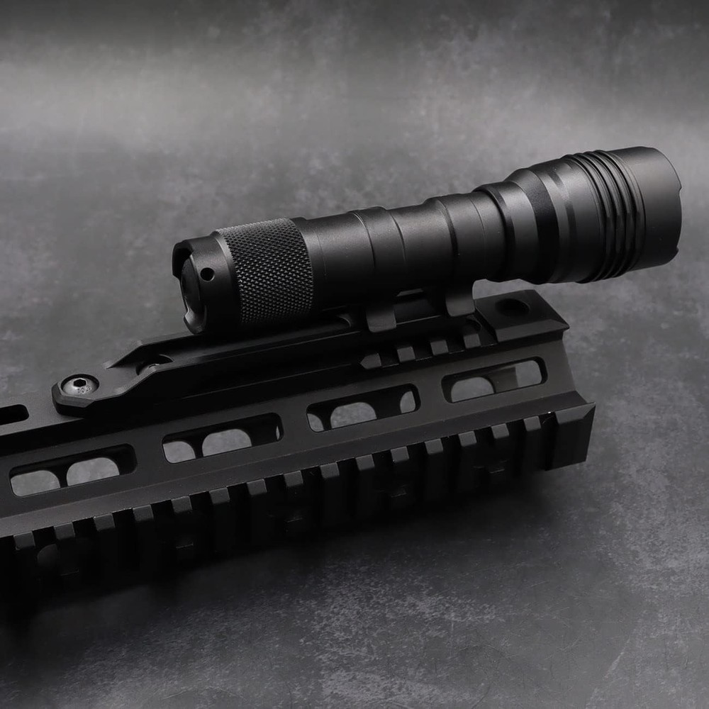 Durable Mlok Inline Scout Mount for SF Series Flashlights - Easy Installation
