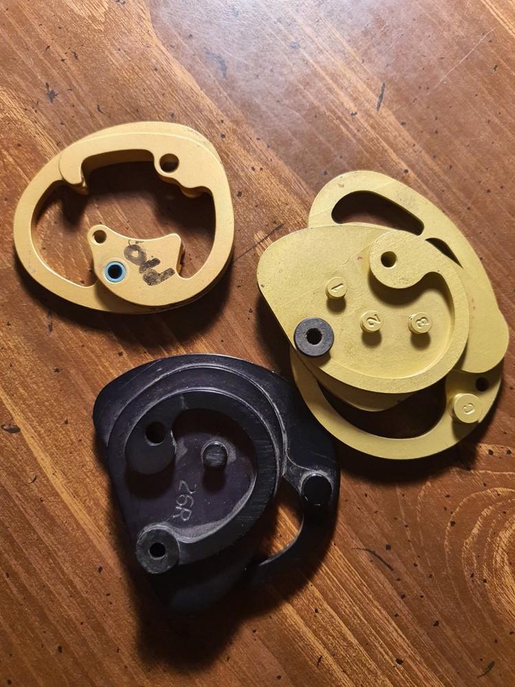 Assorted Vintage Archery Compound Bow Cams