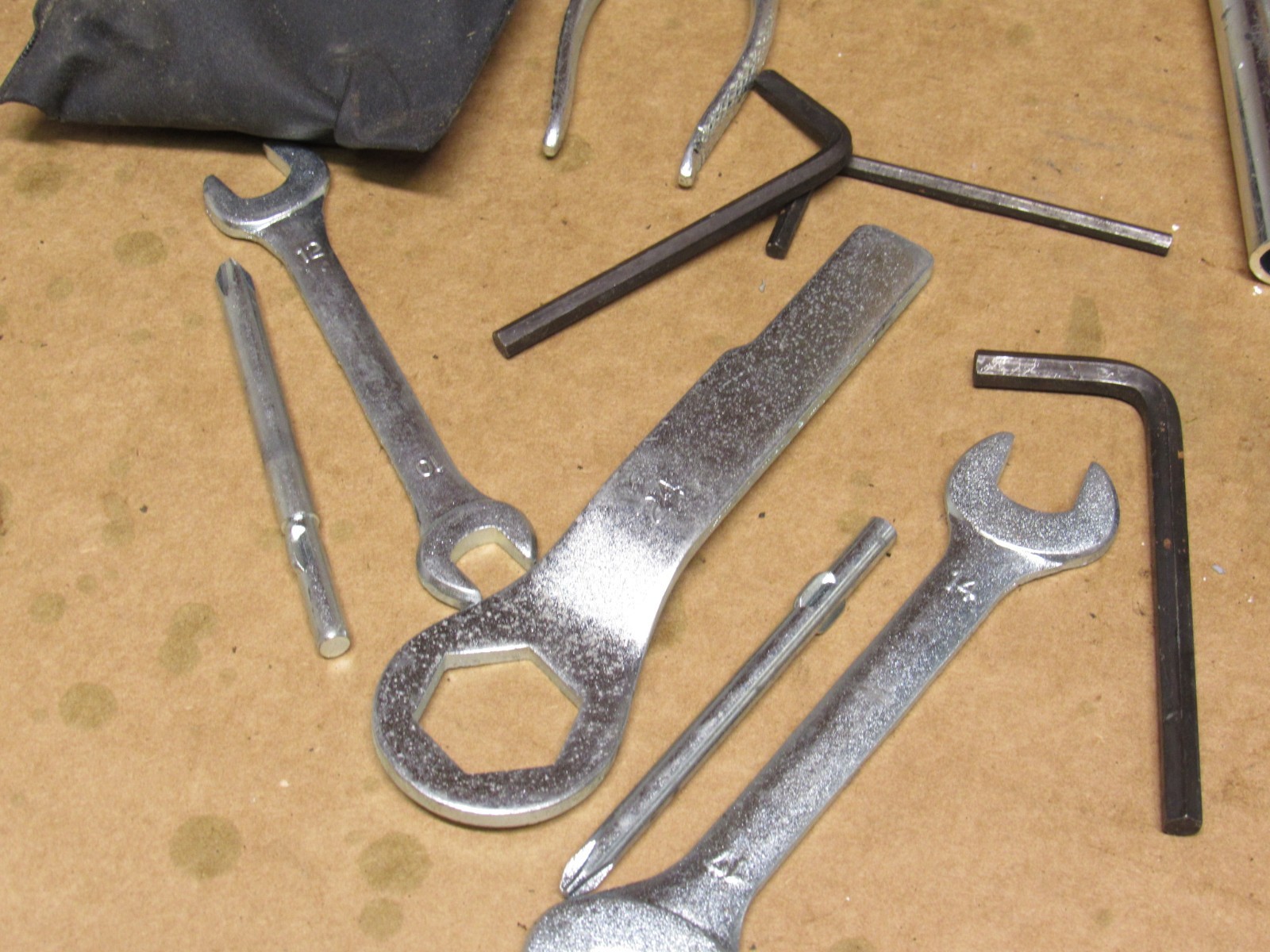 88-07 KAWASAKI NINJA 250R EX250F STOCK TOOLS OEM TOOL BAG KIT SET