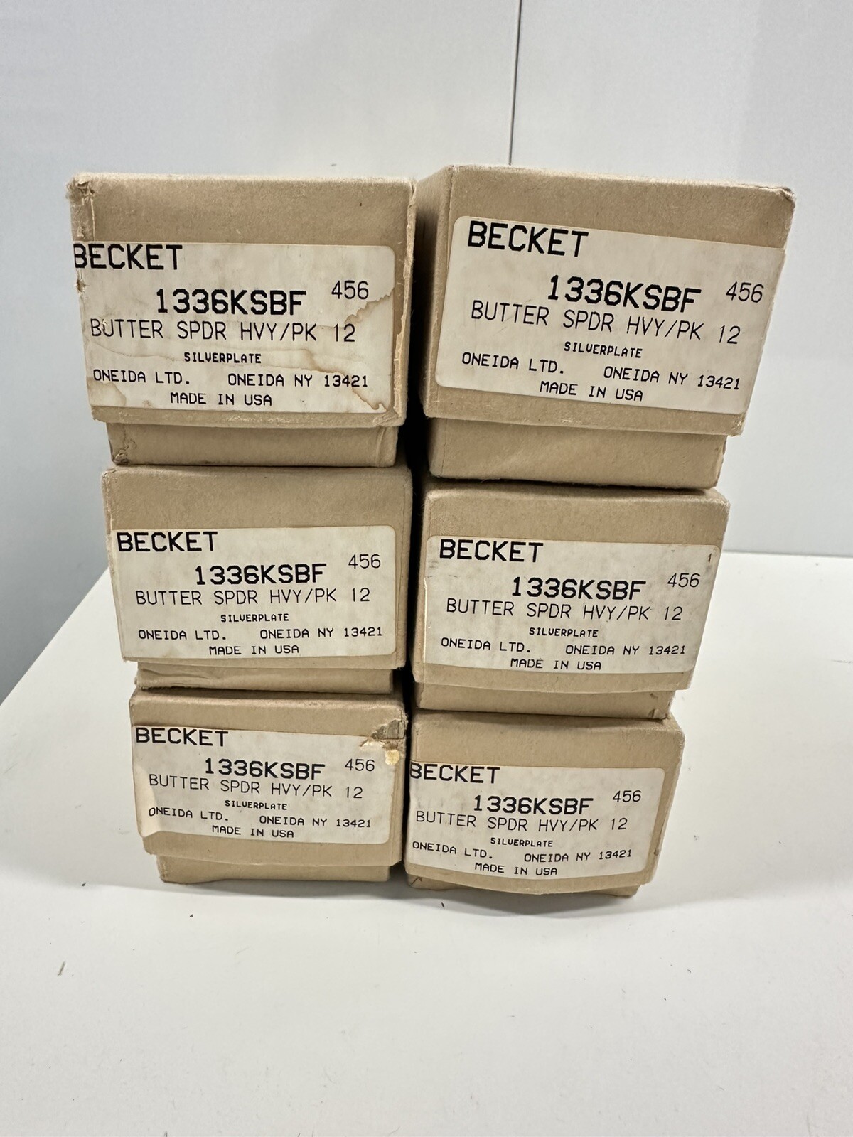 Oneida BECKET 1336KSBF Silverplate Butter Spreaders Set of 12 – New in Box USA