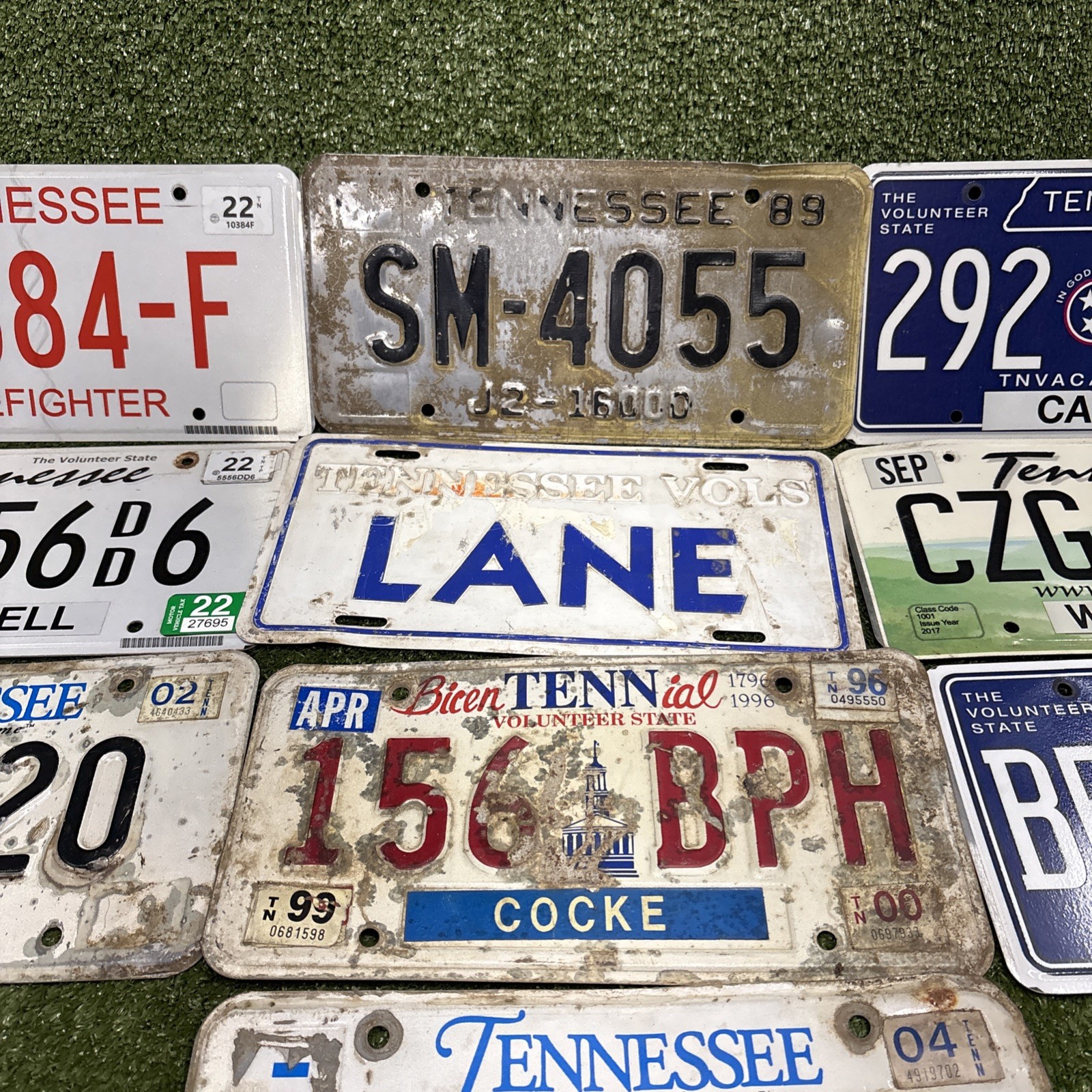 Lot Of 10 Random Misc USA License Plates Vintage! Man Cave, Crafts. Cool Pieces