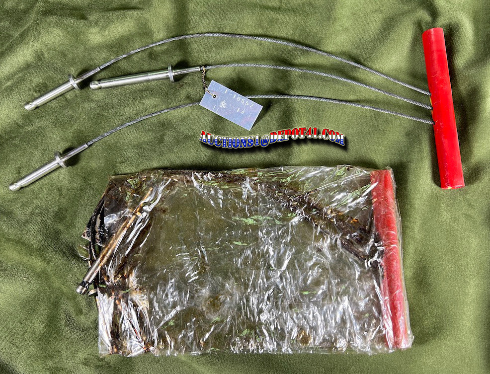 B-17 Flying Fortress EMERGENCY DOOR RELEASE HANDLE WWII BOEING Bomber Lockheed