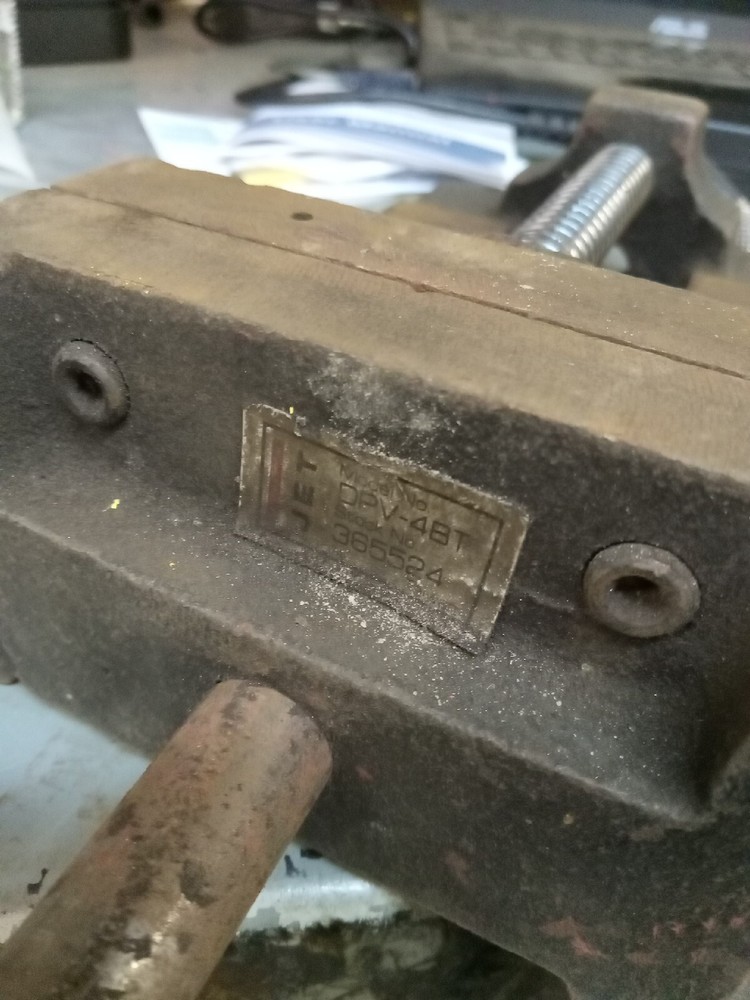 Jet 3 1/2 inch Machine Vise with Handle and Jaws