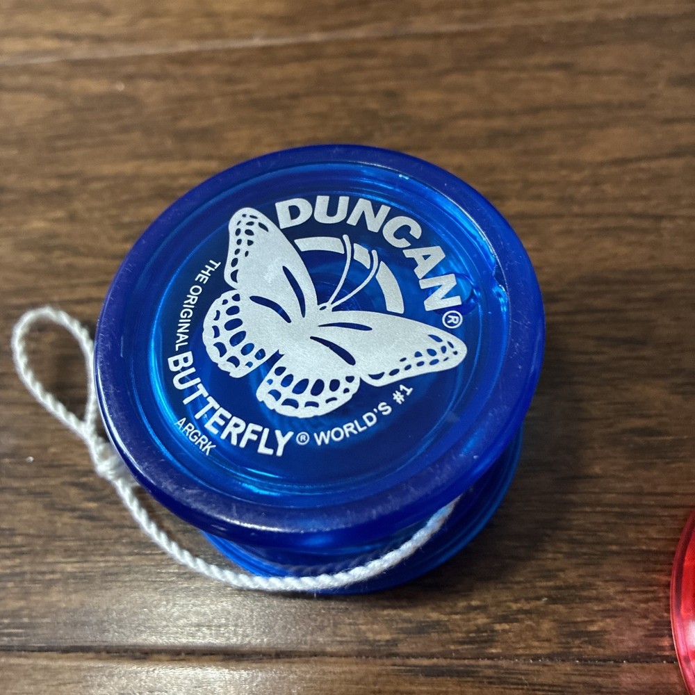 Duncan Toys Reflex Auto Return Red Yo-Yo, Beginner String Trick Yo-Yo + BONUS!