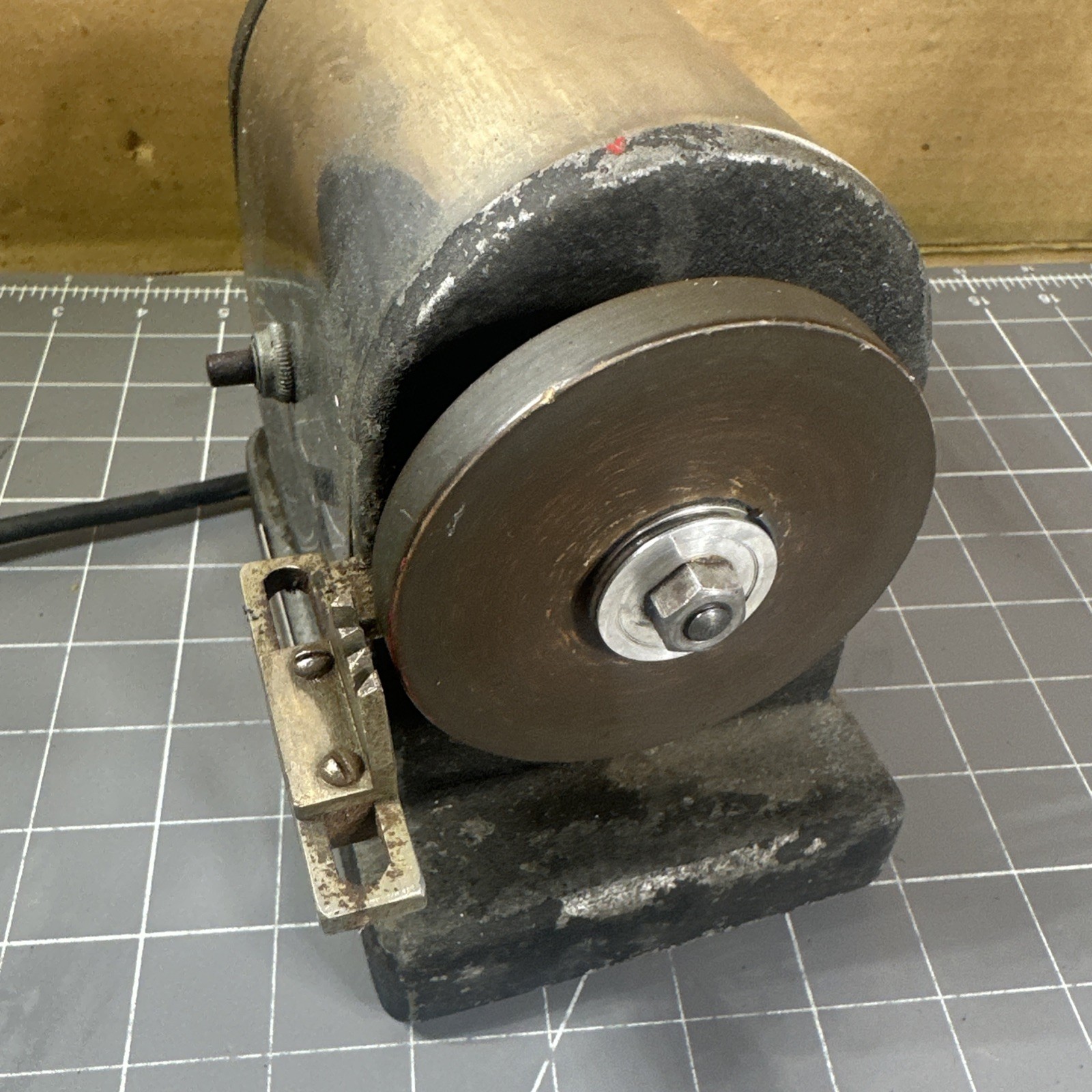 Vintage Harvey Dental Specialty Company Instruments Sharpener Model 4 USA