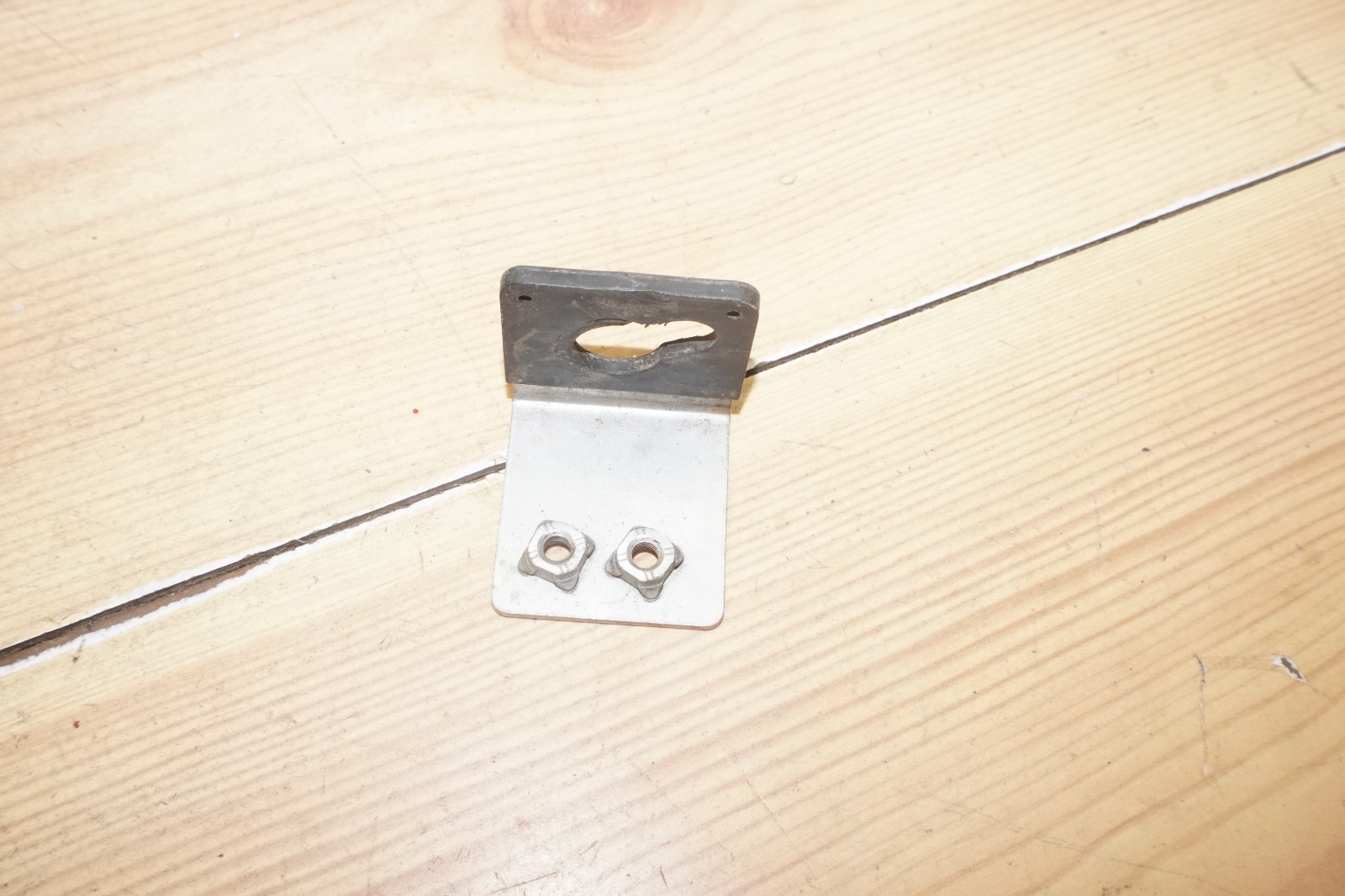 1990 1991 Yamaha WR650 WR 650 Waverunner LX Hood Hatch Support EU0-62891-00-00