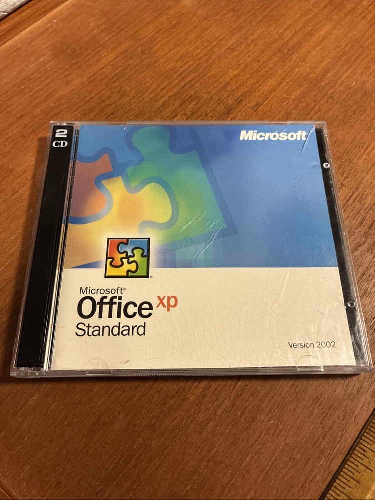 MICROSOFT OFFICE XP Standard Version Upgrade 2002 (2-Disc Set) w/ Product Key