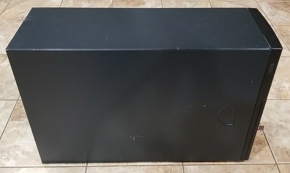 Gateway 980 Empty Barebones Server Chassis with Front Faceplate Bezel & Key *610