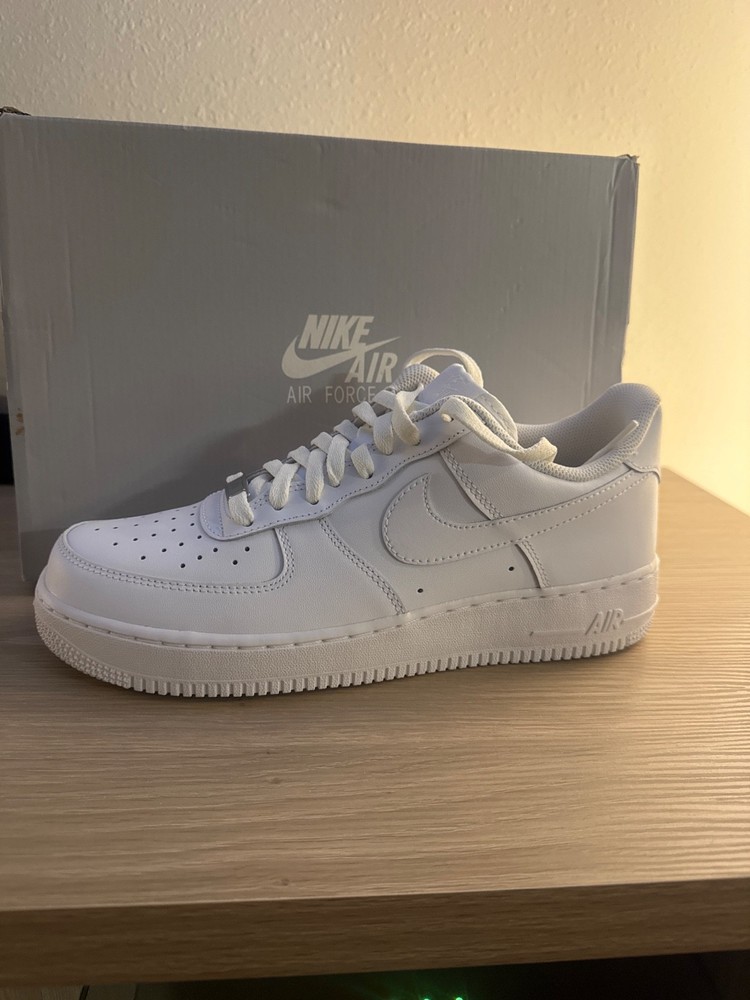 Size 10.5 - Nike Air Force 1 White