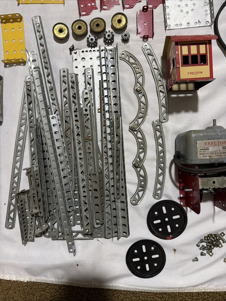 AC Gilbert Erector Set With Working A-47 Electric Motor