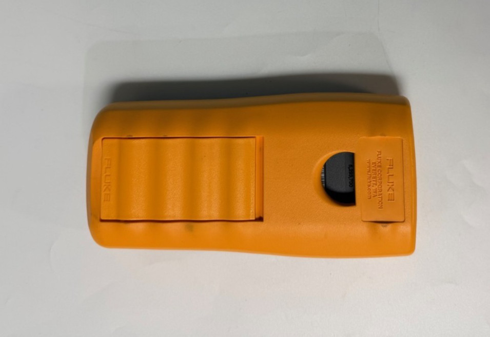 Fluke 54 IIB Dual Input Digital Thermometer