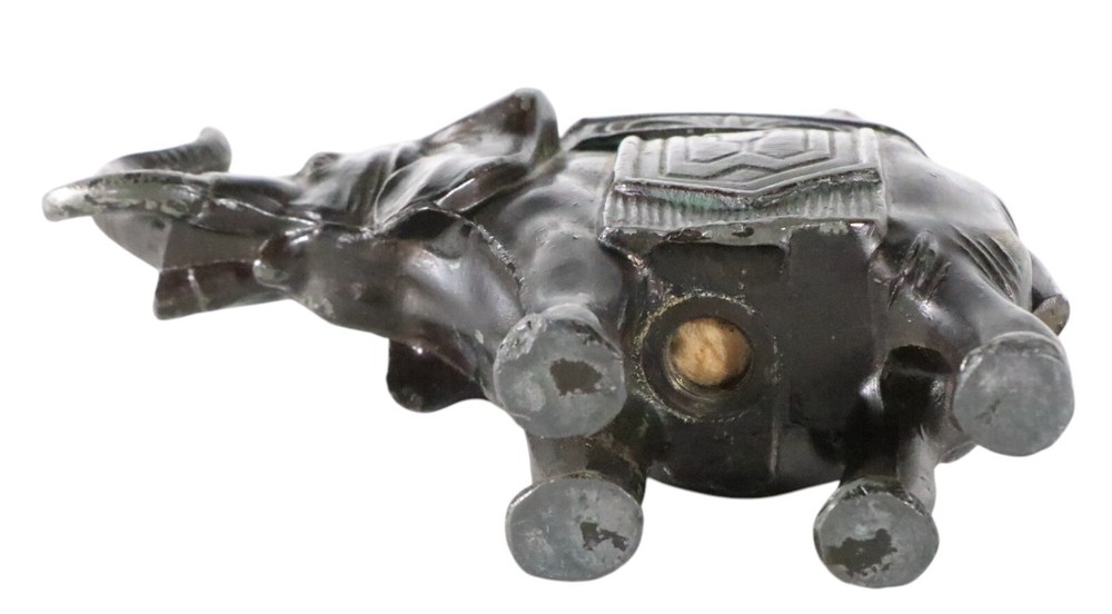 Ronson Elephant Cigarette Lighter as is
