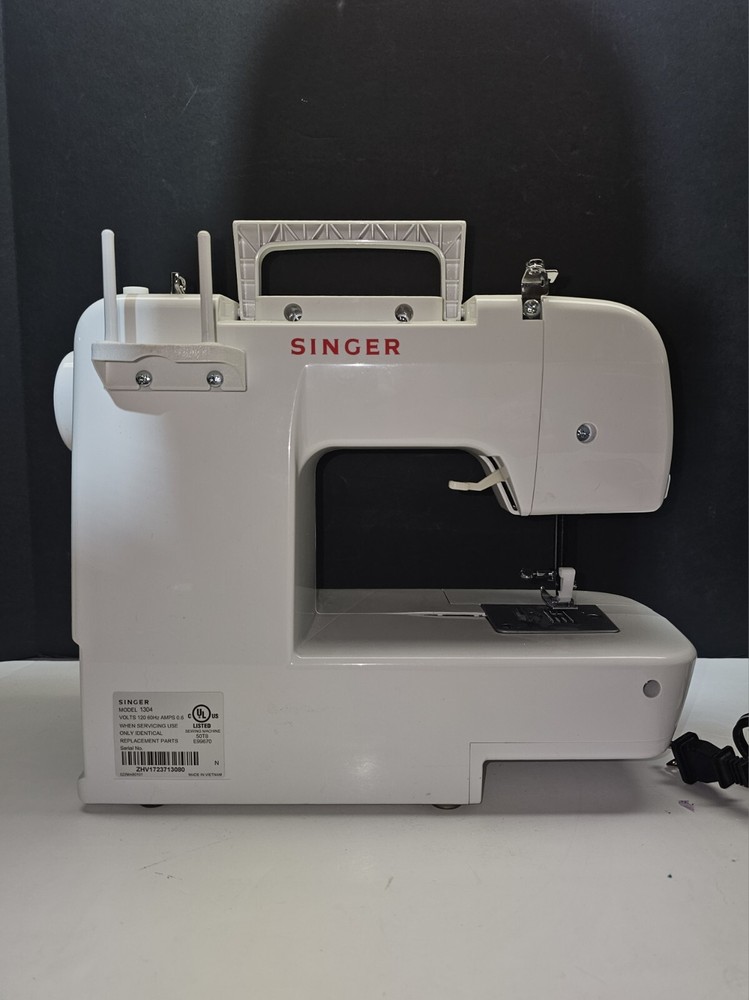 SINGER START Model #1304 Lightweight Sewing Machine with Foot Peddle - Tested