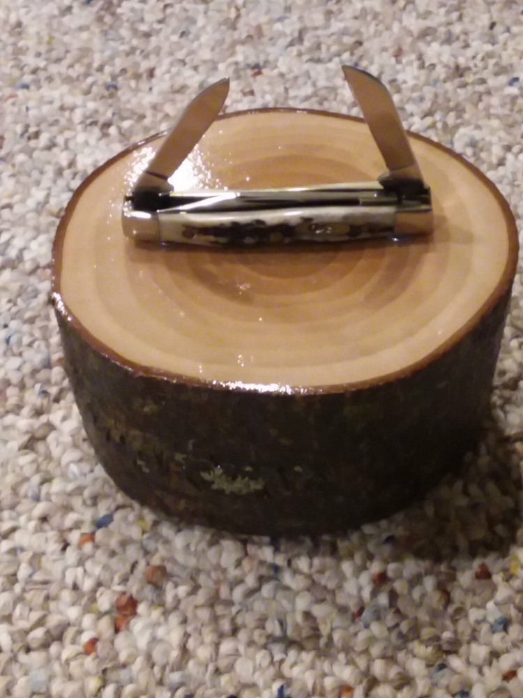KNIFE DISPLAY STAND, SOLID PEAR WOOD
