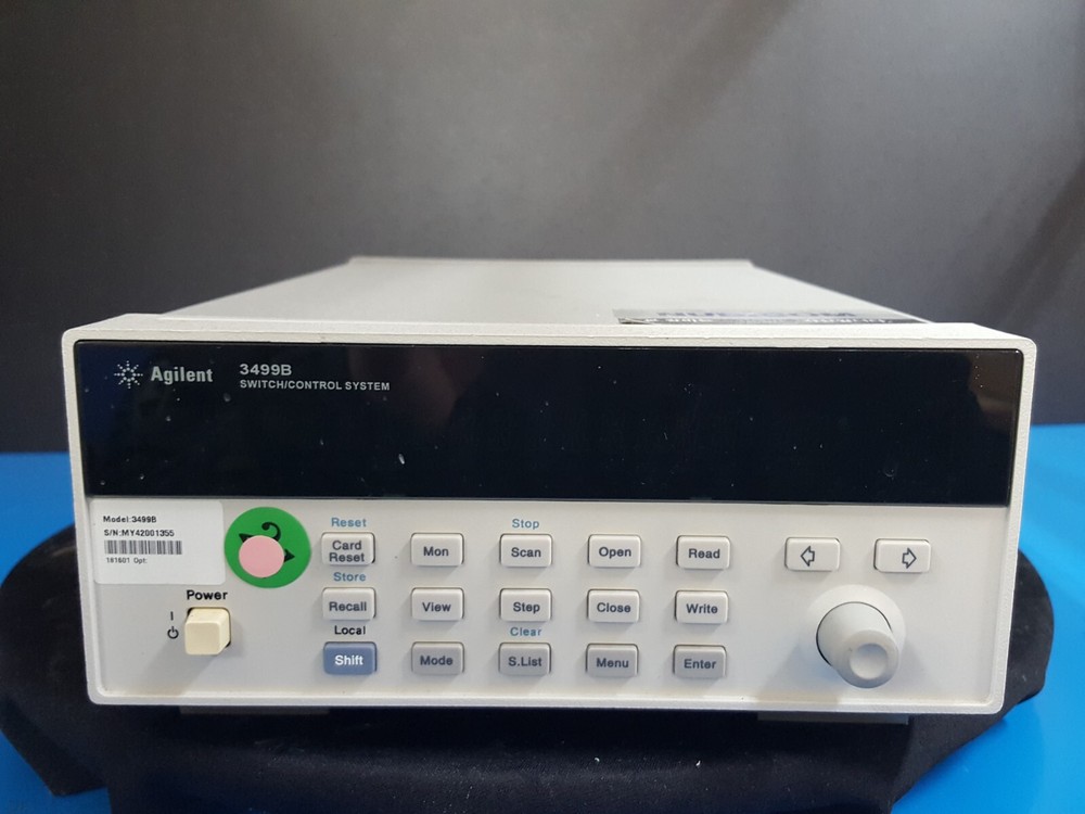 Agilent 3499B: Switch / Control System Main Frame (1355)