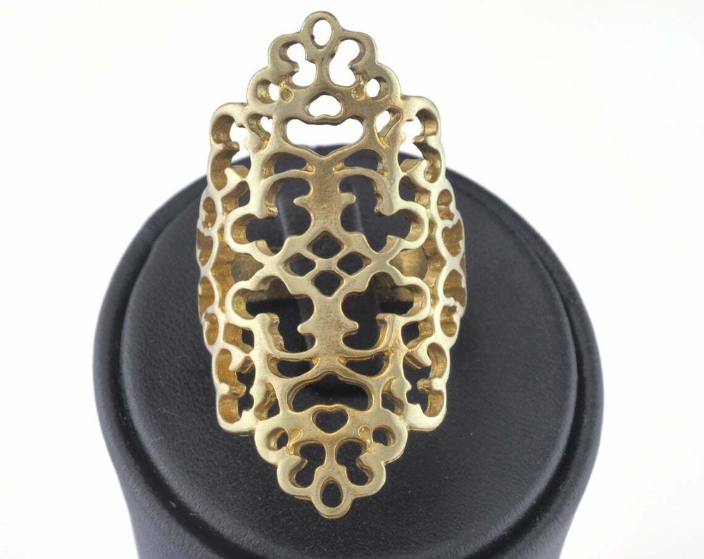 Filigree Adjustable Ring Raw brass (19mm 9US inner size - Adjustable ) OZ2661
