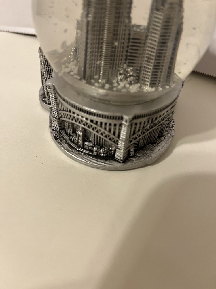 St Louis Arch Sno Globe