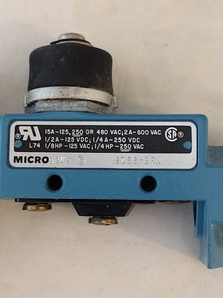 Honeywell BZE6-2RN Micro Switch