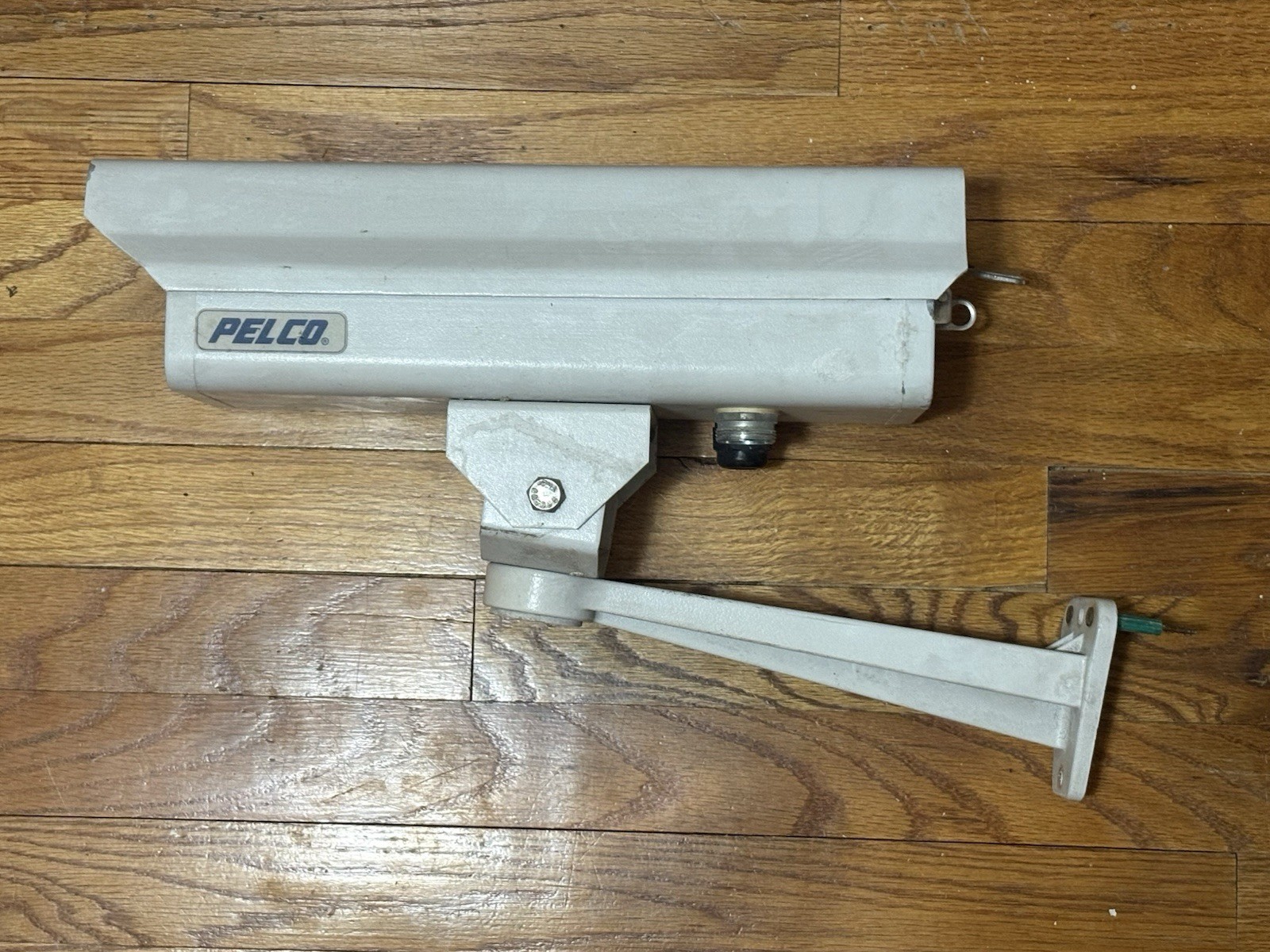 Pelco Camera Enclosure Mount & Panasonic WV-BP314 CCTV Camera - FREE SHIP