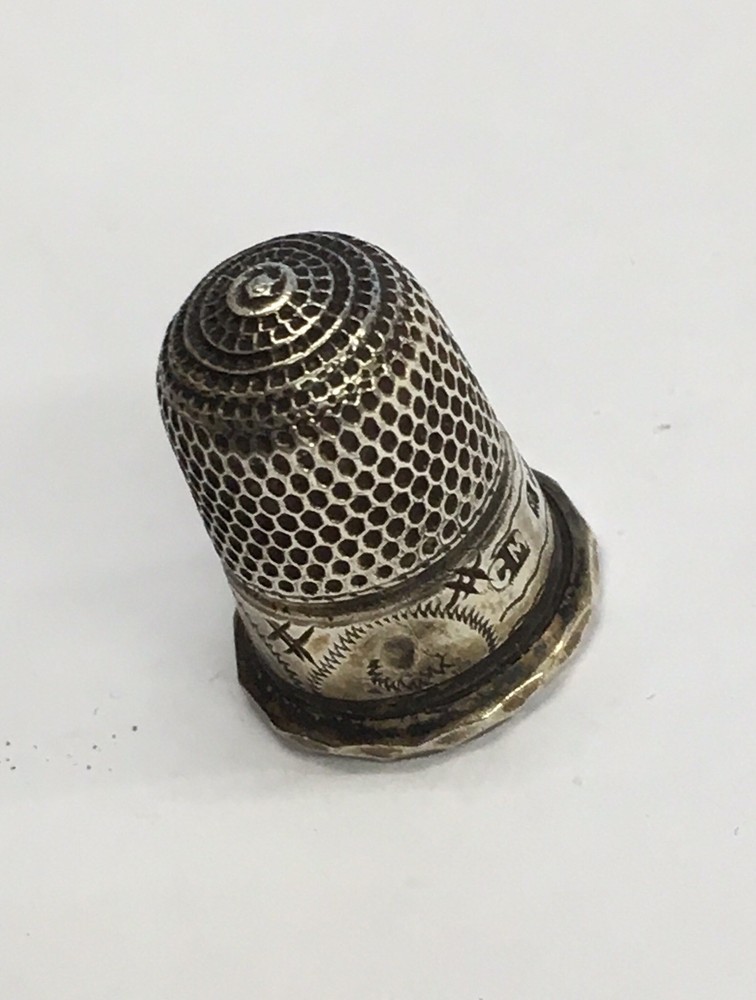 Antique Solid Silver Thimble 1901 3.4grams C C May & Son